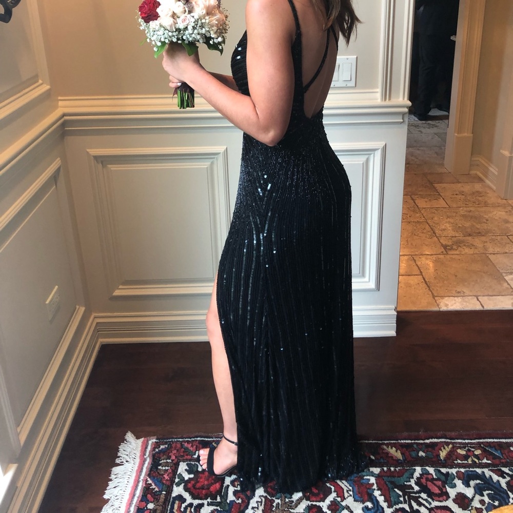 Prom dress!! - Picture 3 of 6